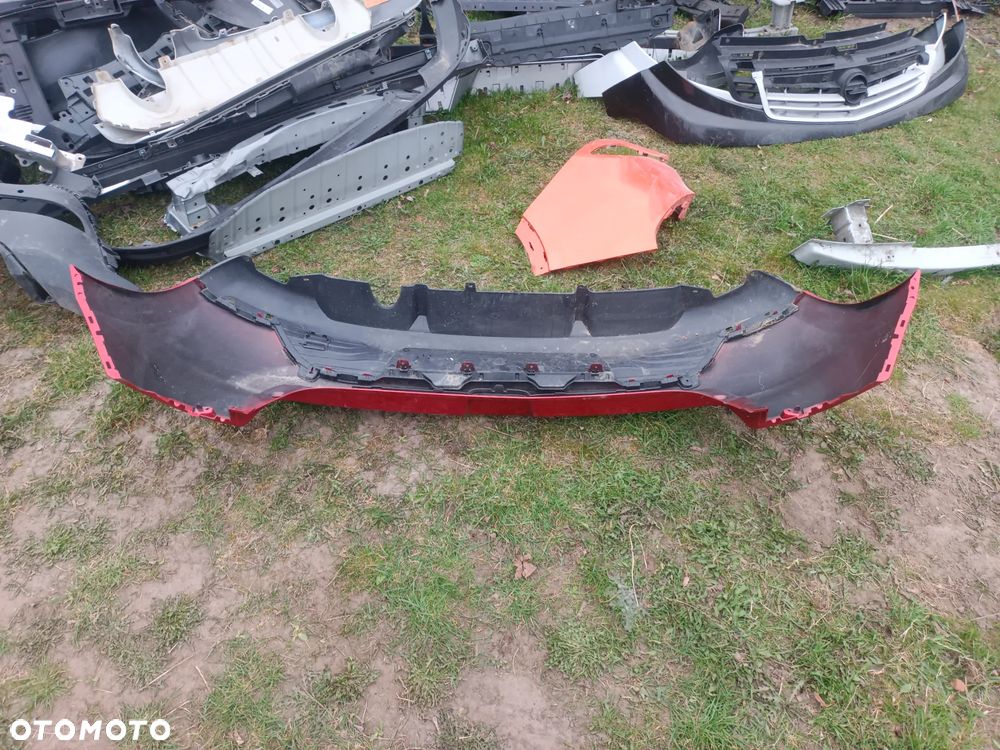 Zderzak tylny tył Clio 4 - 4