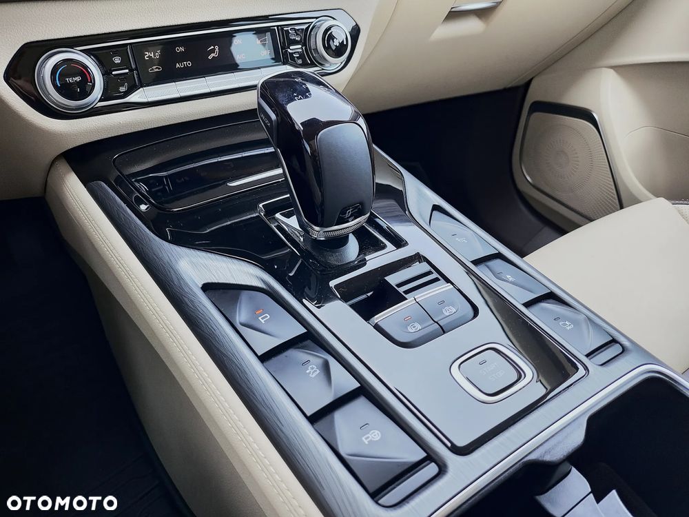 Bestune T77 1.5T Elegance DCT - 21
