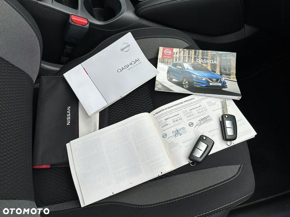 Nissan Qashqai - 25