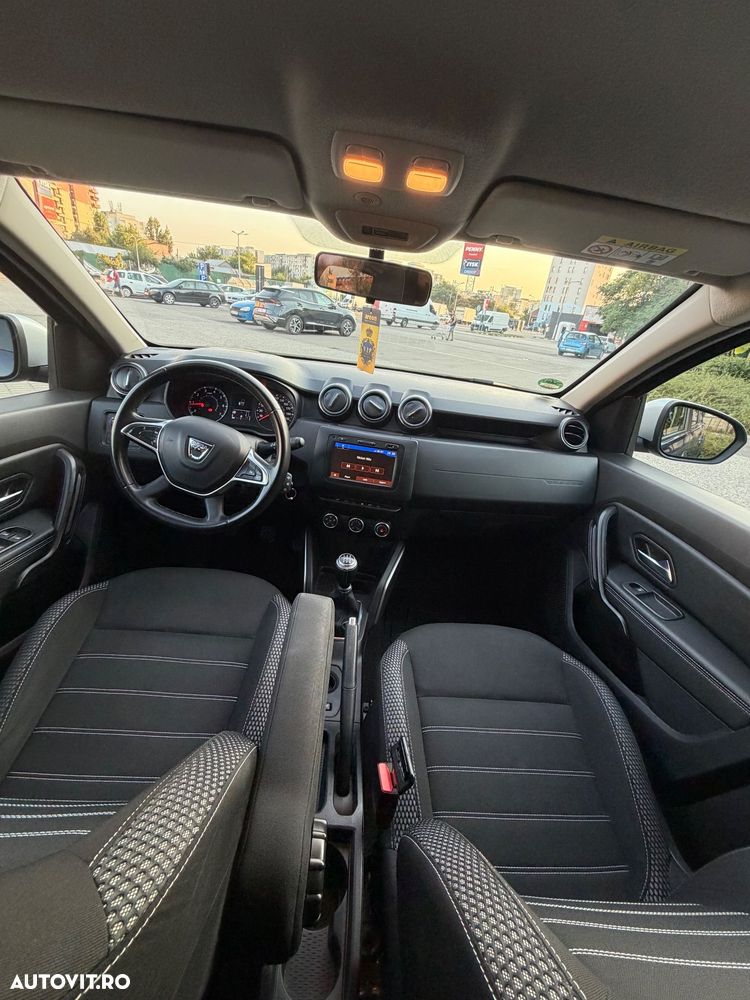 Dacia Duster 1.6 4x2 Laureate - 9
