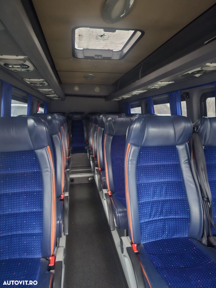 Mercedes-Benz Sprinter - 17