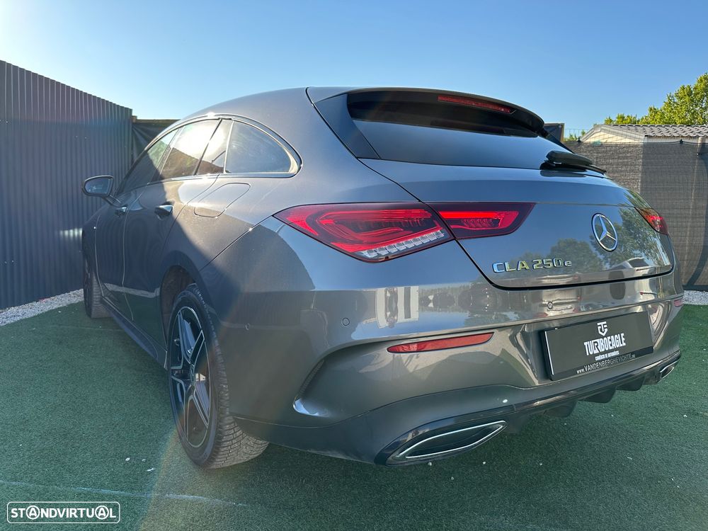 Mercedes-Benz CLA 250 e 8G-DCT AMG Line - 2