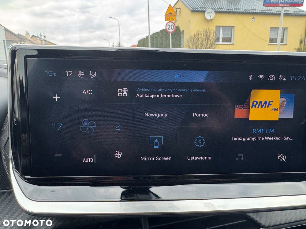 Peugeot 2008 PureTech 100 Allure - 39