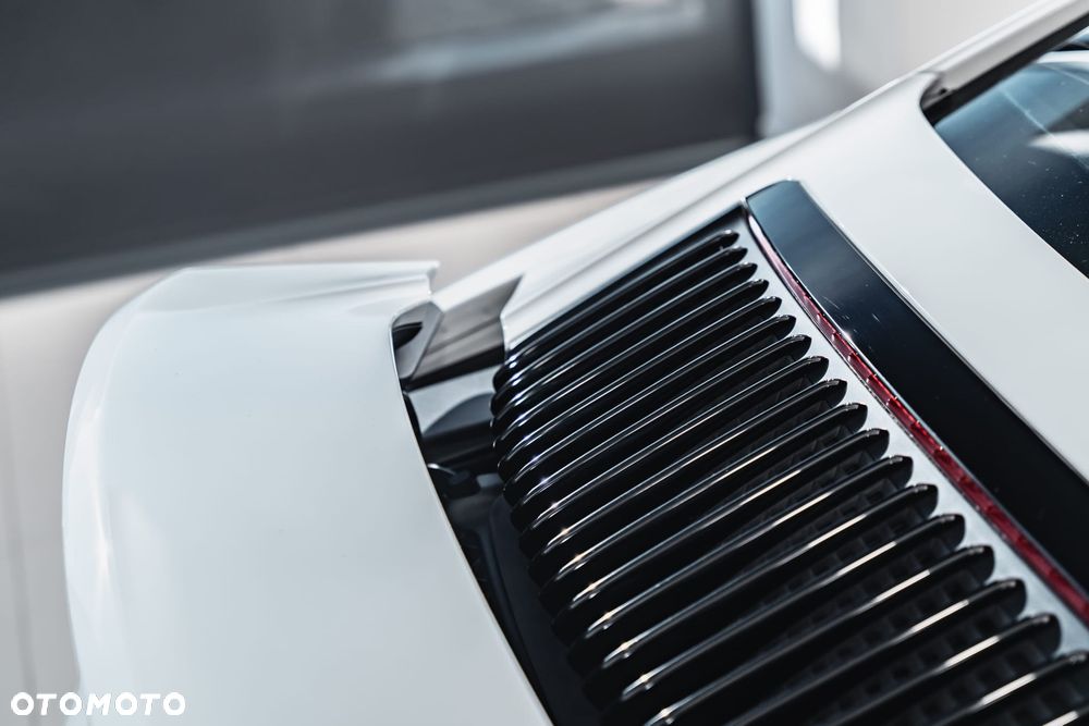 Porsche 911 Carrera S PDK - 12