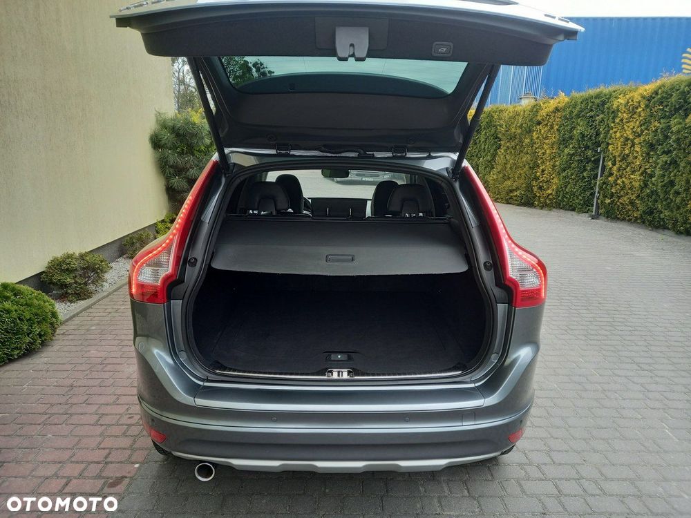 Volvo XC 60 D3 Inscription - 18