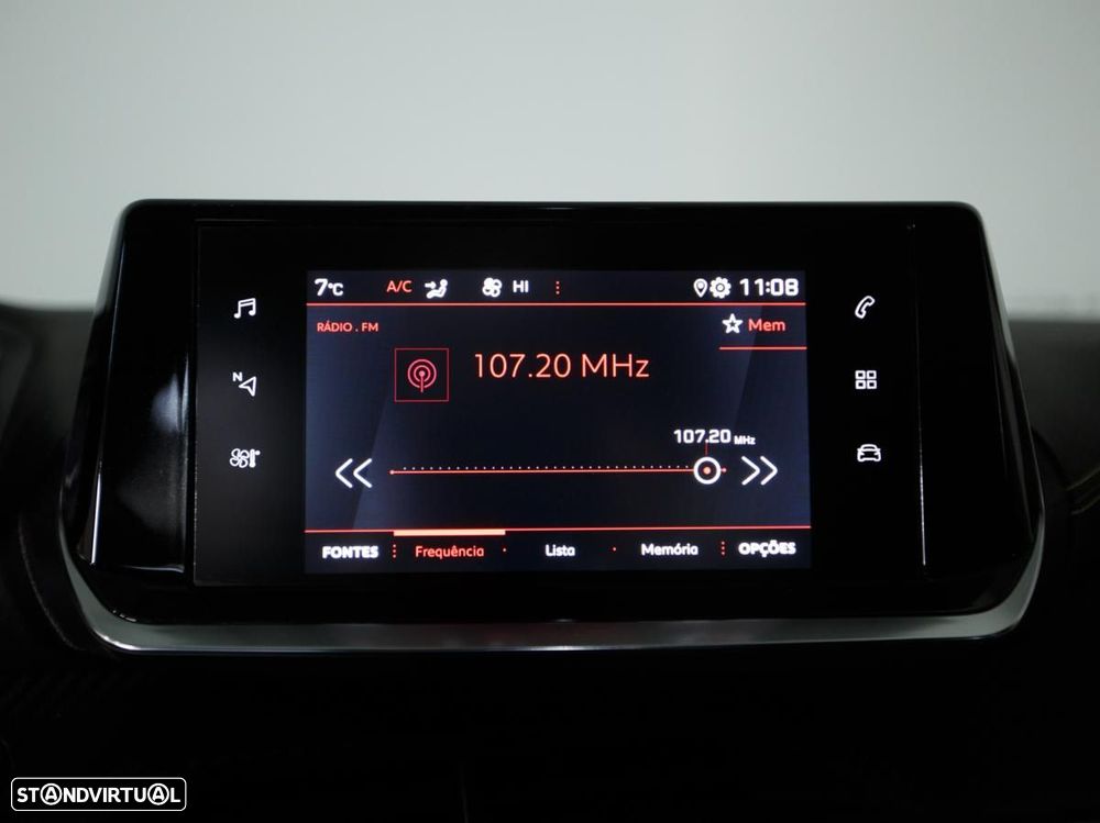 Peugeot 2008 1.5 BlueHDi GT EAT8 - 18