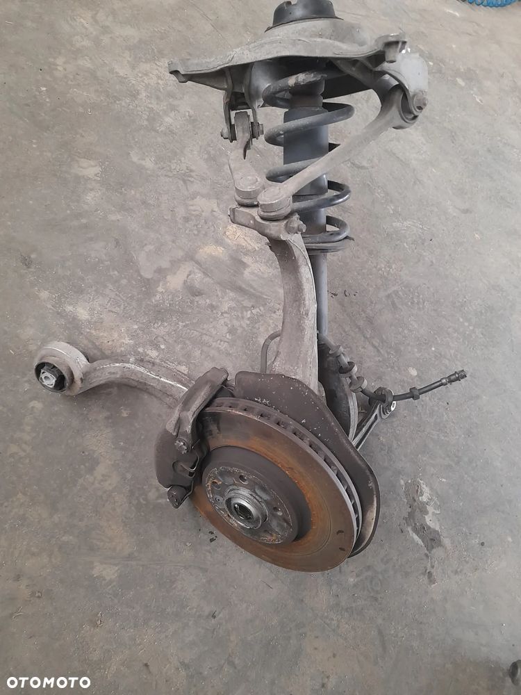 Audi Q5 8R mcperson wahacz piasta komplet - 3