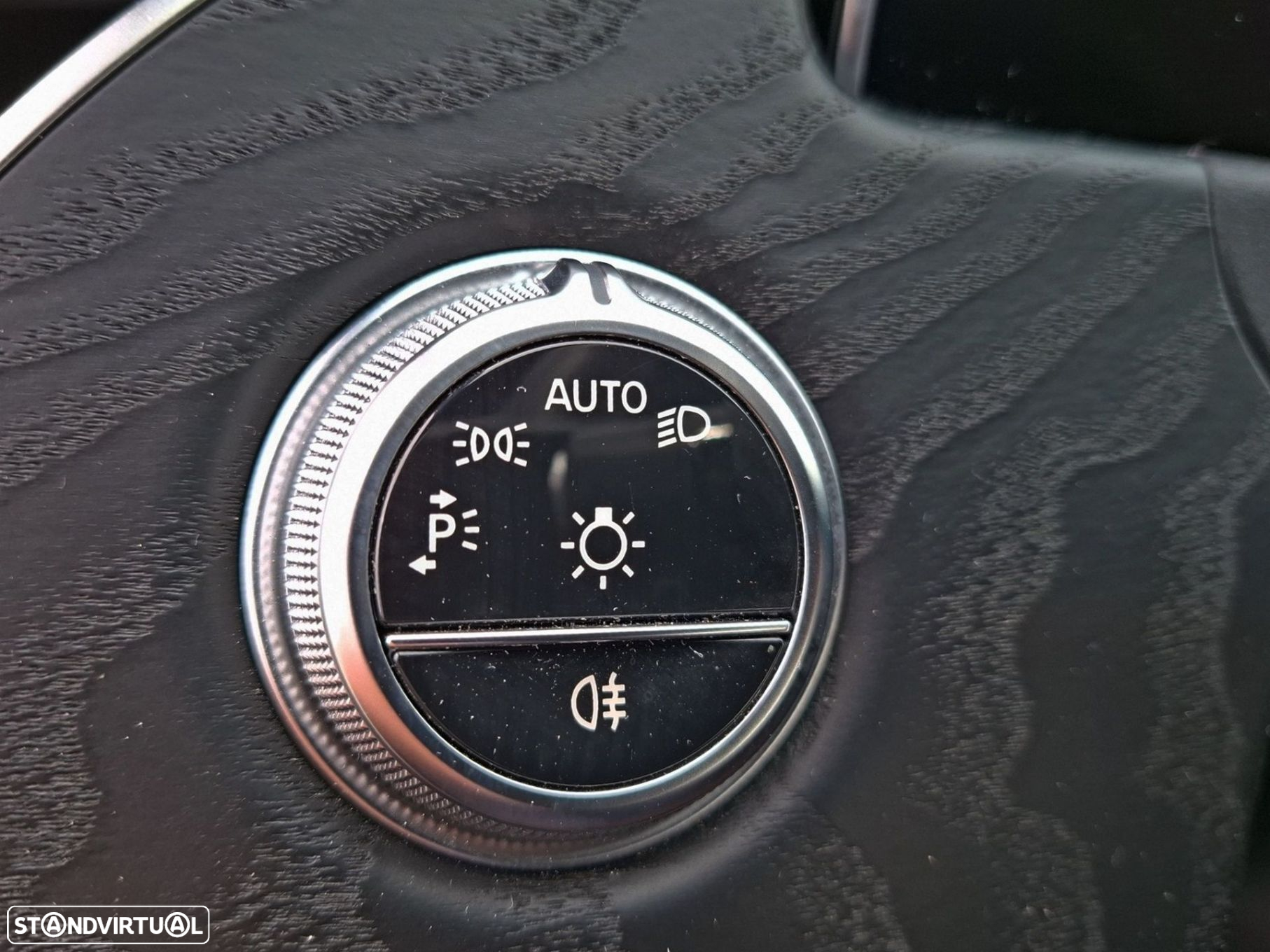 Mercedes-Benz E 220 d Avantgarde - 20