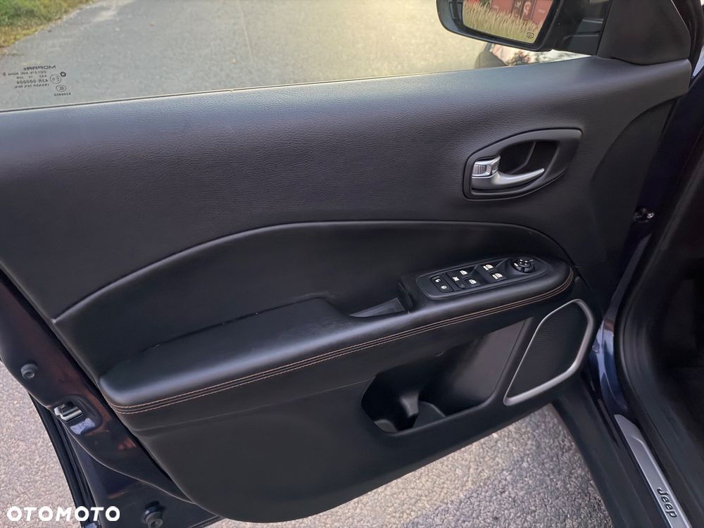 Jeep Compass 1.4 TMair Limited FWD S&S - 31