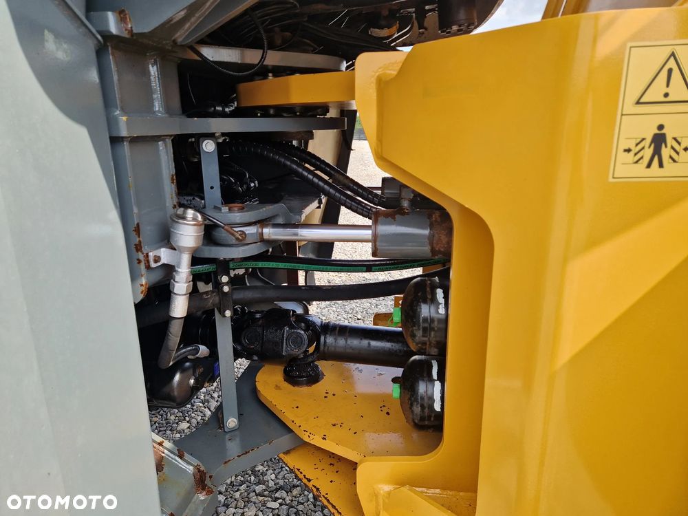 Liebherr L576 - 9