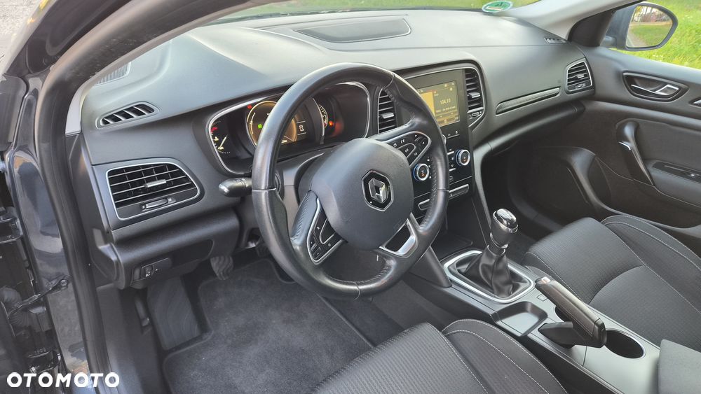 Renault Megane ENERGY TCe 100 PLAY - 12