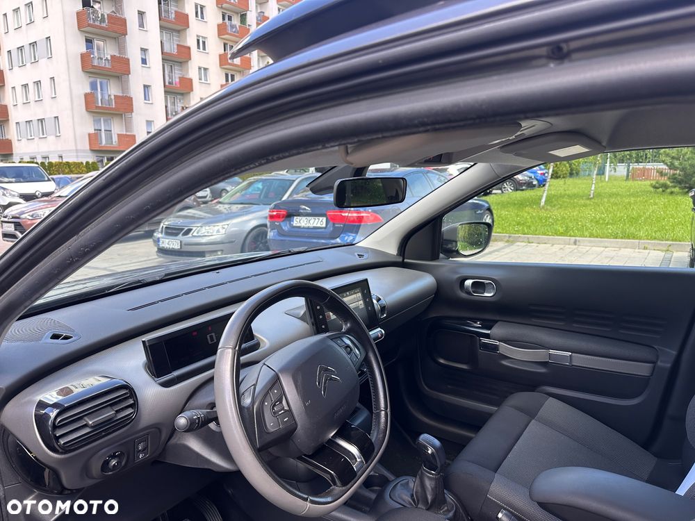 Citroën C4 Cactus 1.2 PureTech Shine S&S - 8