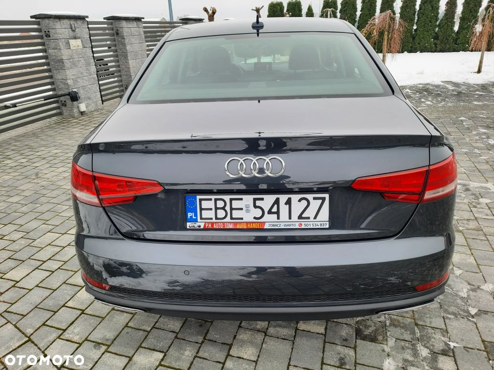 Audi A4 Limousine - 8