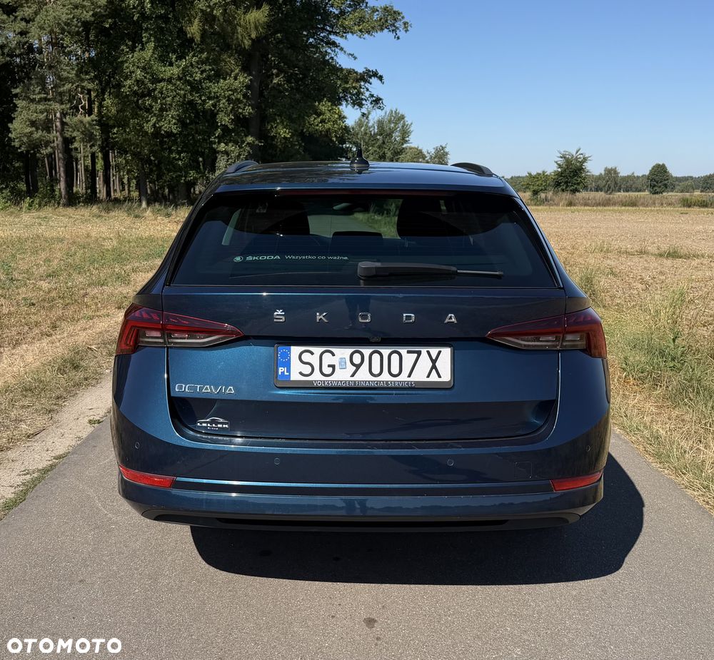 Skoda Octavia 2.0 TDI Ambition DSG - 4