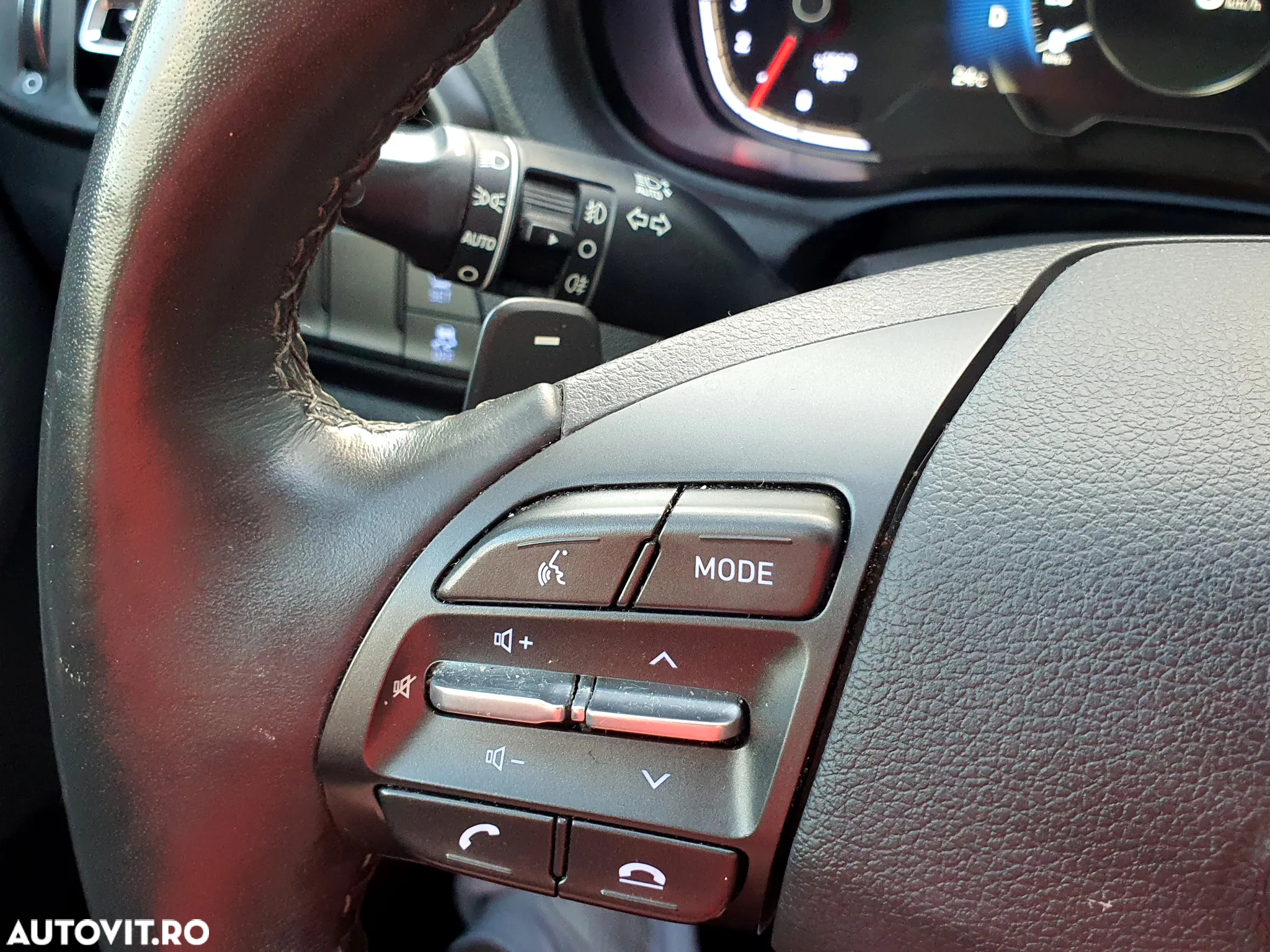 Hyundai i30 Kombi 1.6 CRDI DCT Intro - 25