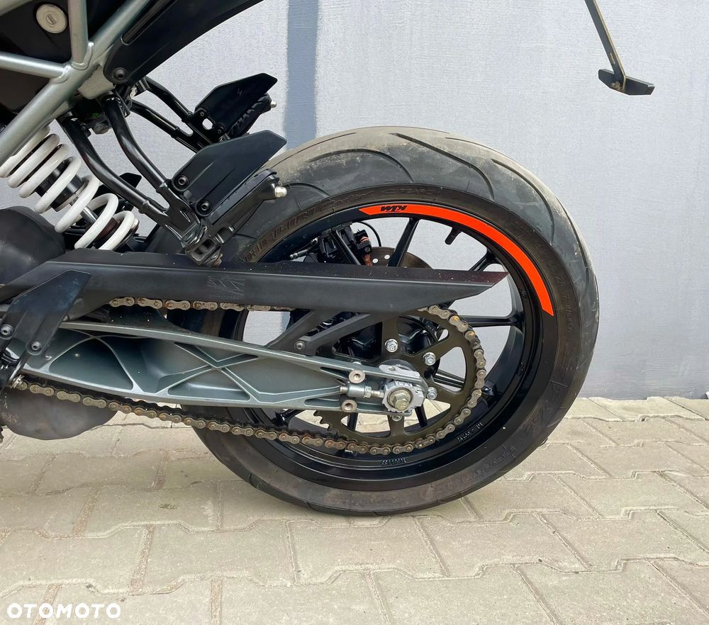 KTM Duke - 11