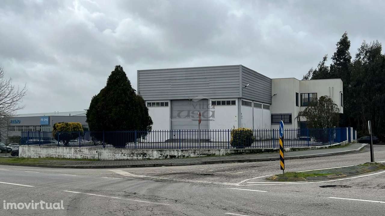 Edifício armazém e escritórios em Avintes V.N. de Gaia. - Grande imagem: 2/30
