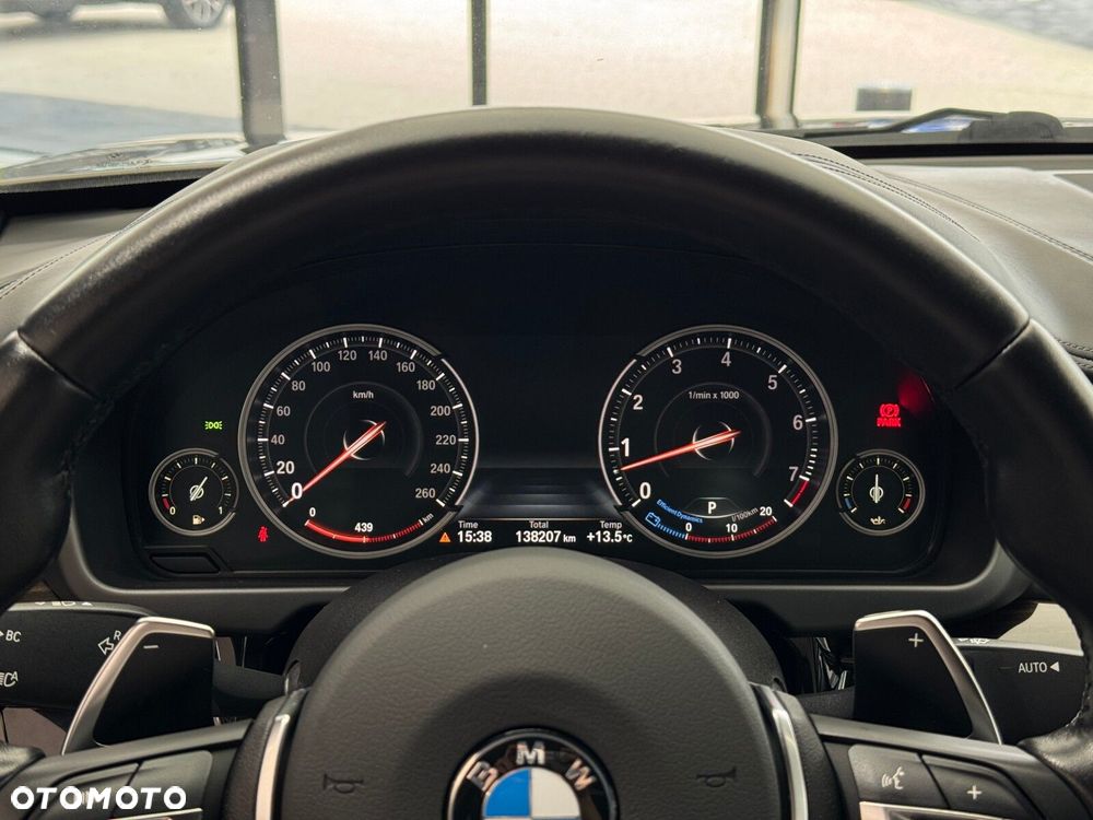 BMW X6 xDrive35i - 16