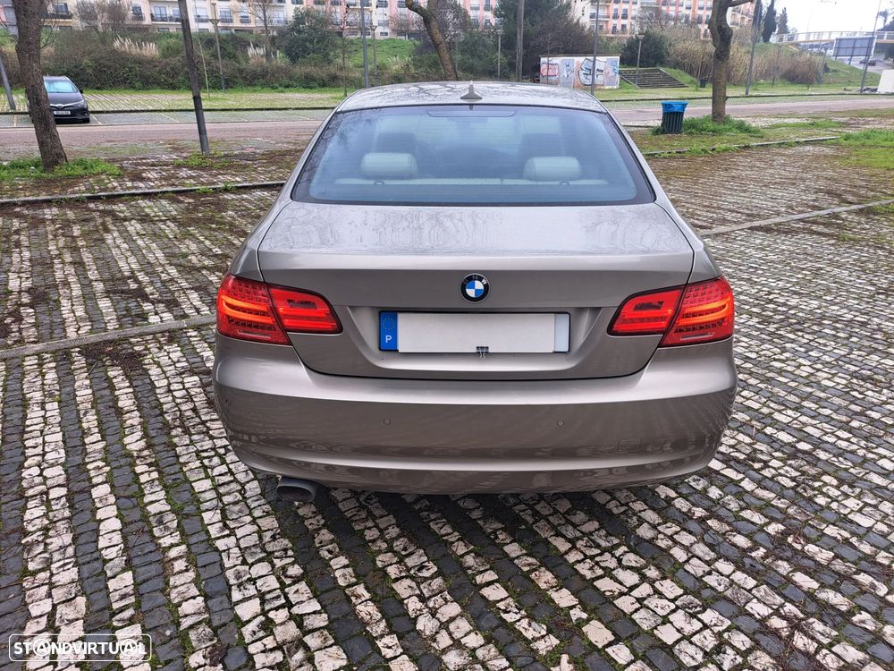 BMW 320 d Aut. Edition Exclusive - 16