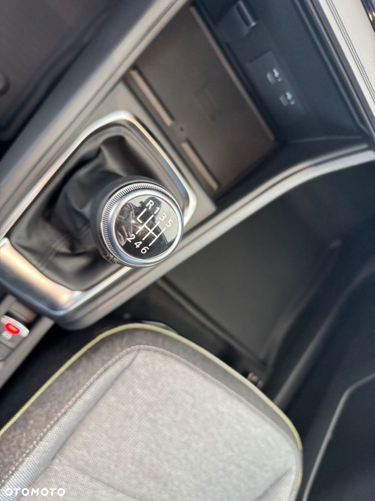 Renault Captur - 12