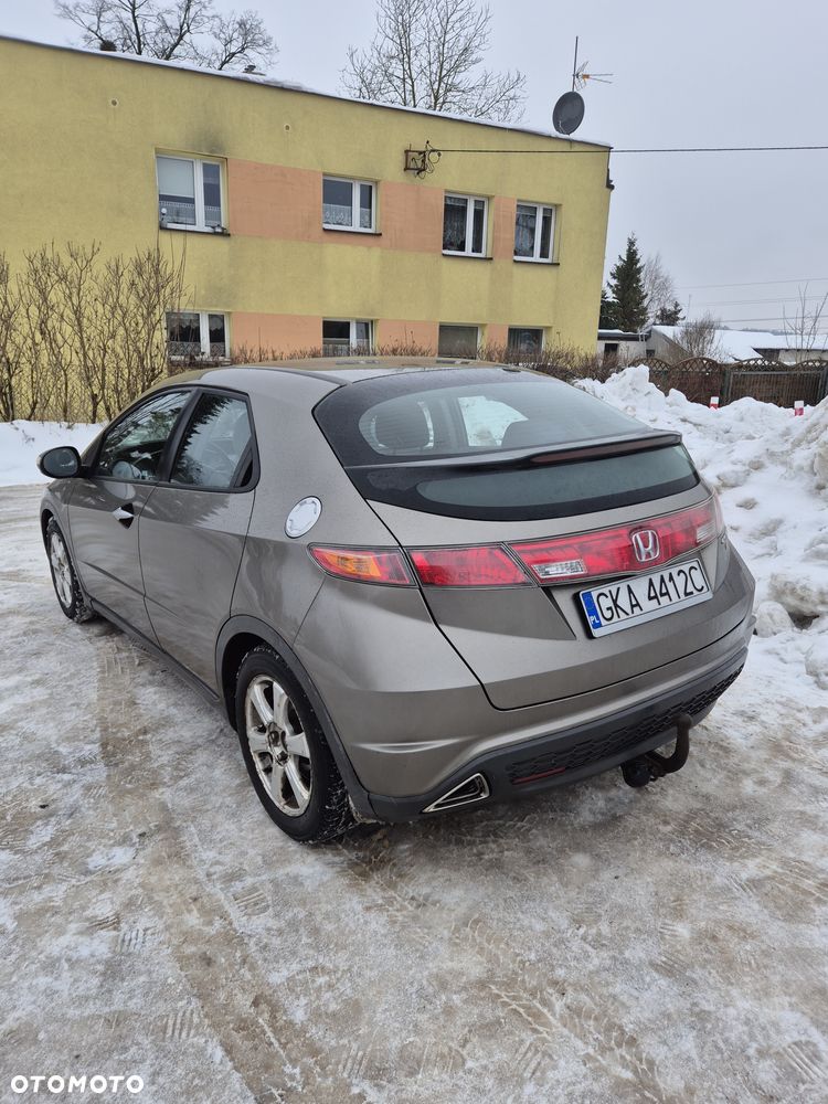 Honda Civic 1.8i-VTEC Executive - 3