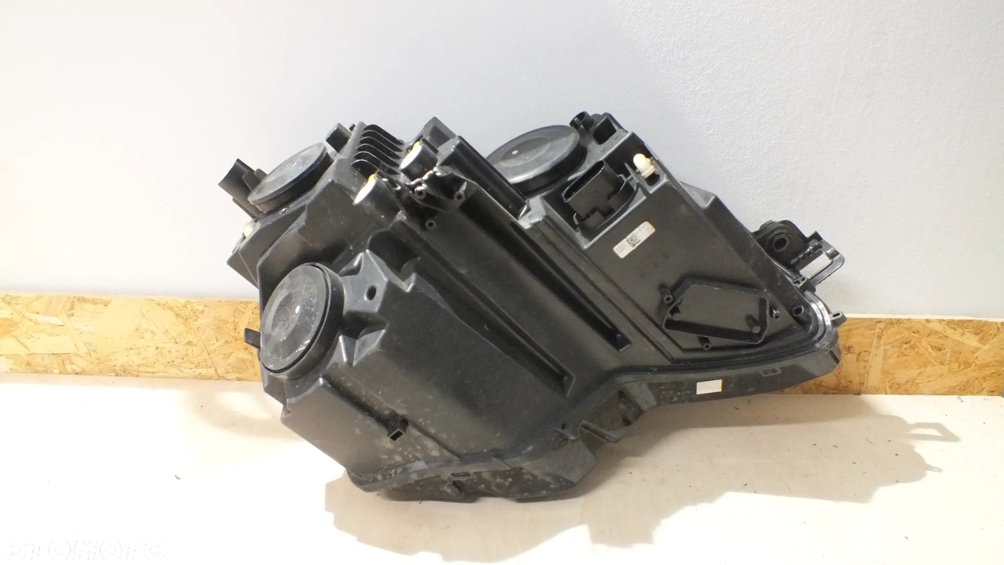 Lampa przednia lewa Skoda Karoq zwykła - 4