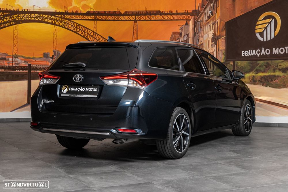 Toyota Auris Touring Sports 1.6 D-4D Comfort+P.Sport - 5