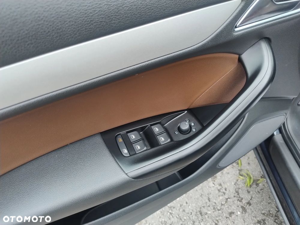 Audi Q3 2.0 TDI Quattro Edycja Specjalna S tronic - 23