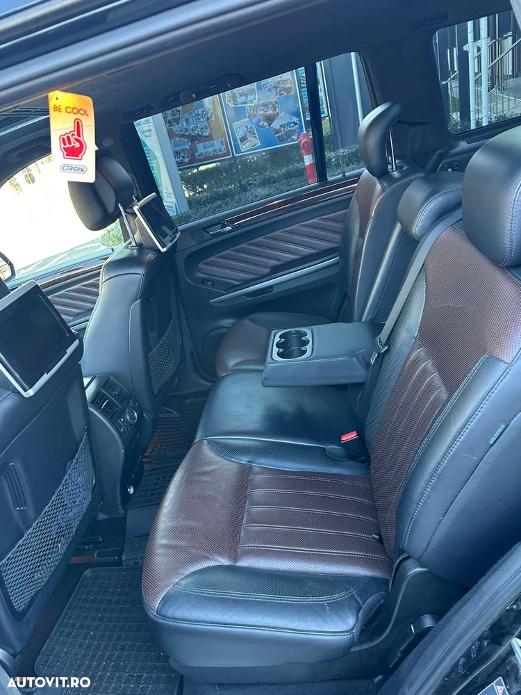 Mercedes-Benz GL 500 4-Matic Aut - 16