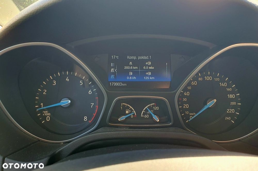 Ford Focus - 8
