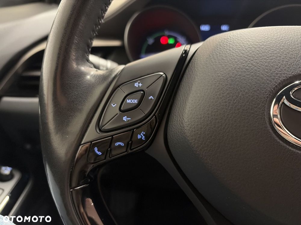 Toyota C-HR 2.0 Hybrid Executive - 13
