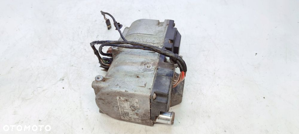 WEBASTO DOGRZEWACZ AUDI A4 B9 A5 8W0265081J - 2