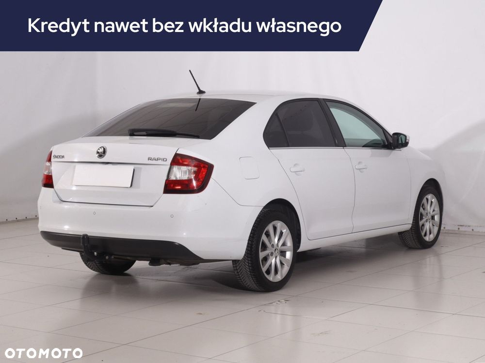 Skoda RAPID - 7