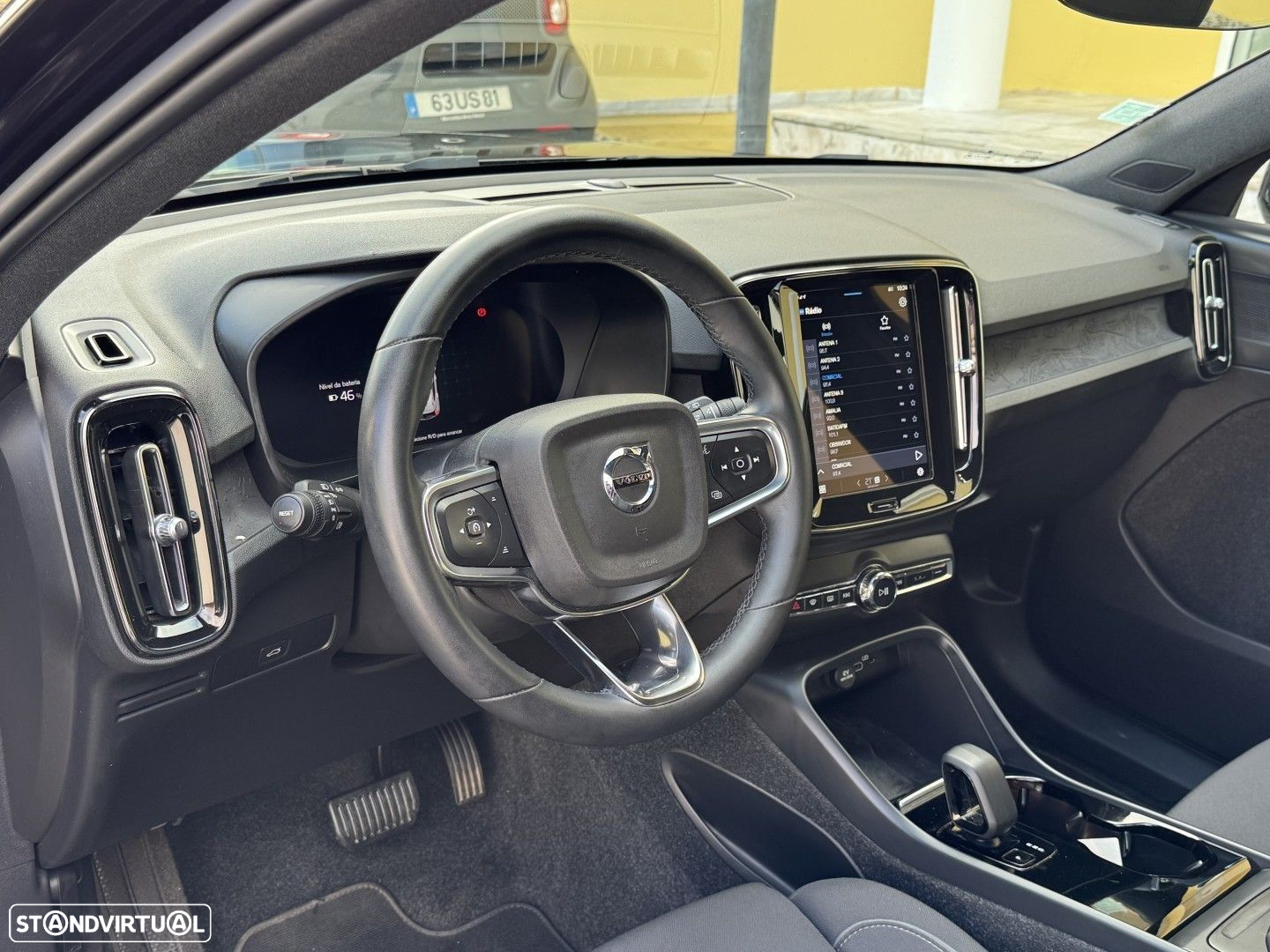 Volvo XC 40 Recharge Plus - 12