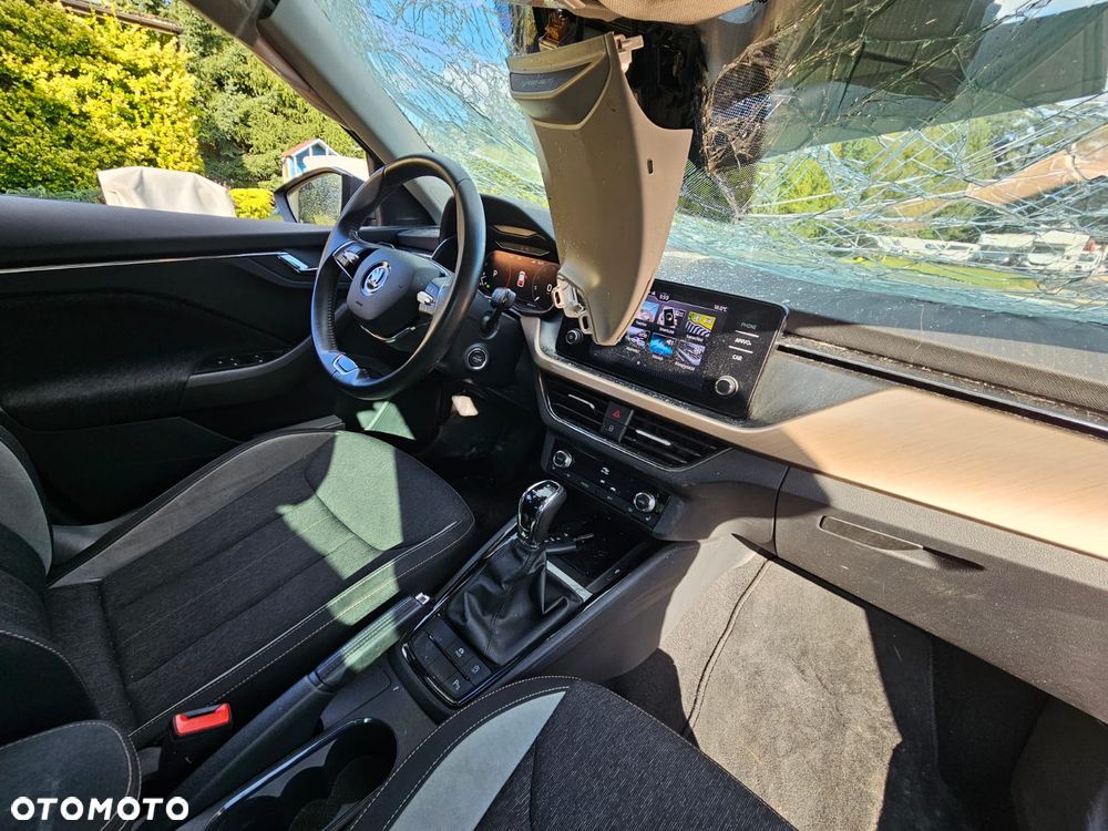 Skoda Kamiq 1.5 TSI Style DSG - 21