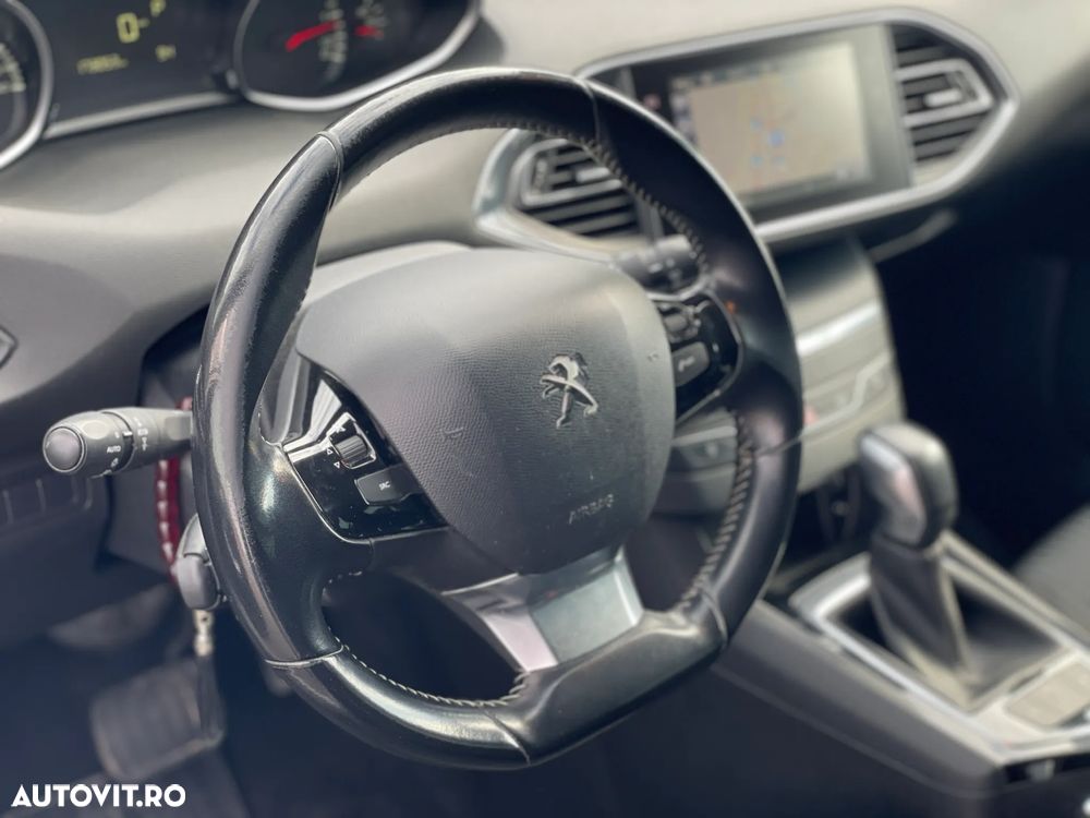 Peugeot 308 BlueHDi 120 EAT6 Stop & Start Active - 19