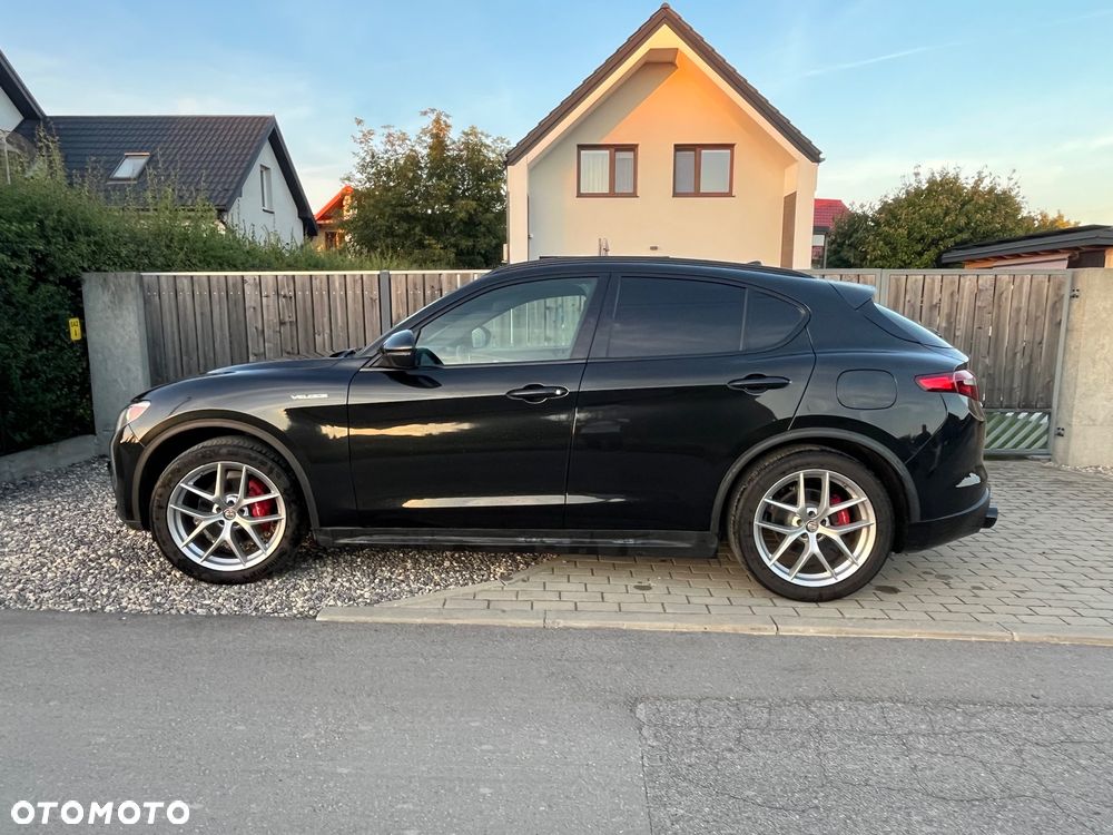 Alfa Romeo Stelvio 2.0 Turbo Veloce TI Q4 - 11