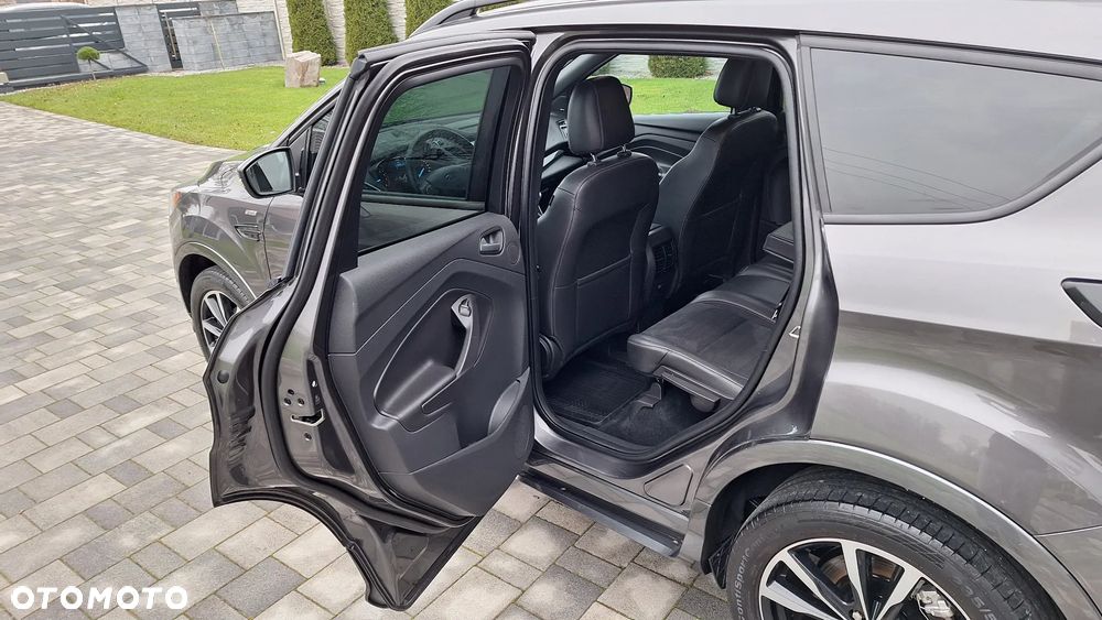 Ford Kuga 1.5 EcoBoost FWD ST-Line ASS MMT6 - 35