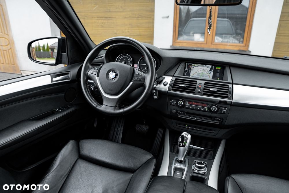 BMW X5 xDrive40d - 28
