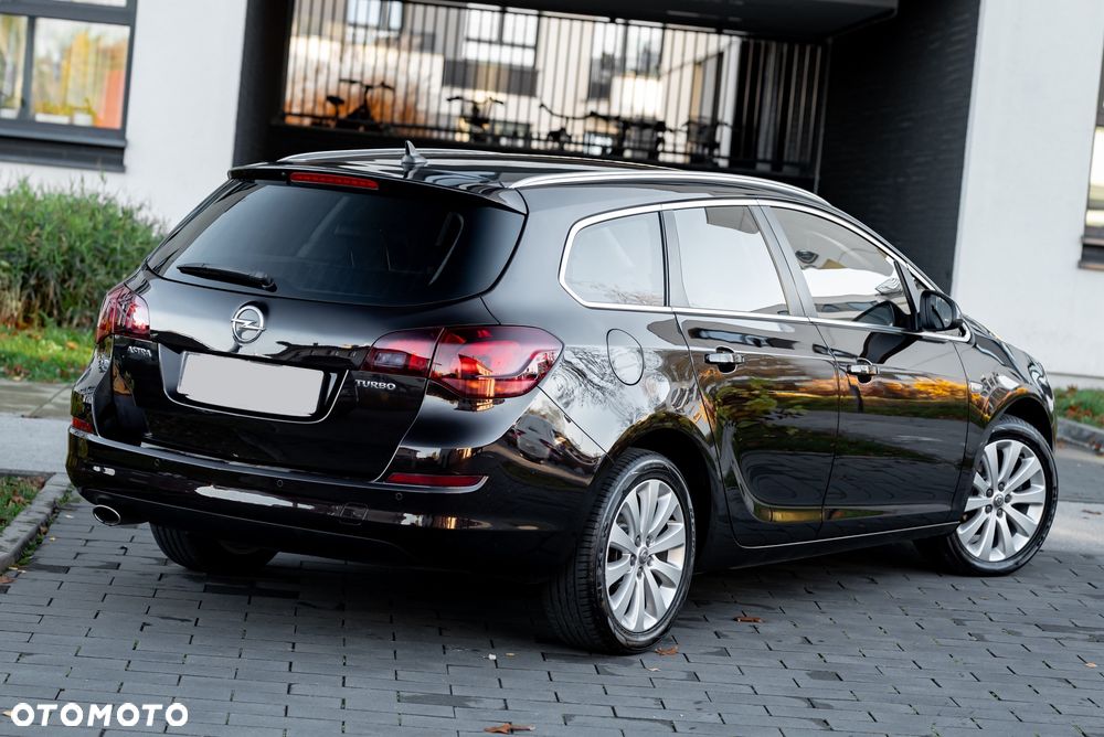 Opel Astra 1.4 Turbo Sports Tourer Automatik Exklusiv - 12