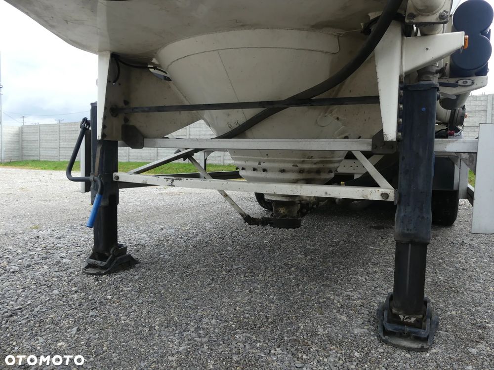 Feldbinder 35000 / SILOS / DO MATERIAŁÓW SYPKICH / OŚ PODNOSZONA / - 13