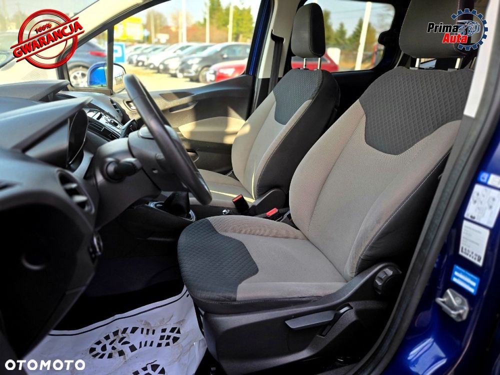 Ford Tourneo Courier - 24