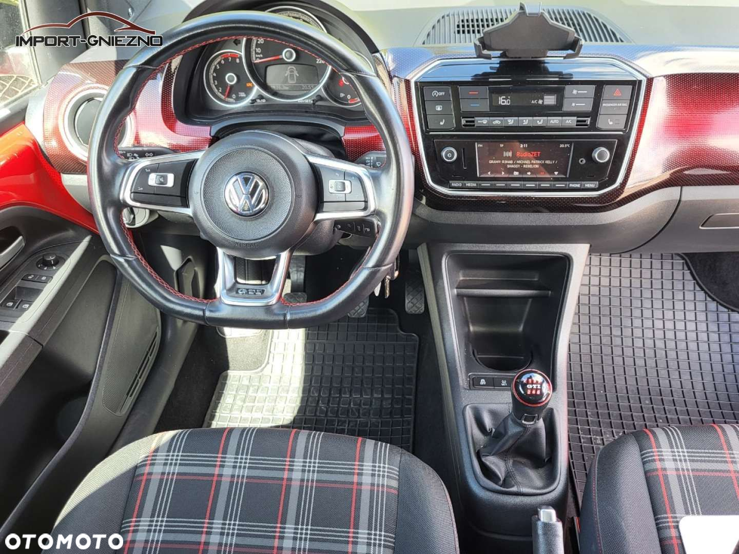 Volkswagen up! - 18