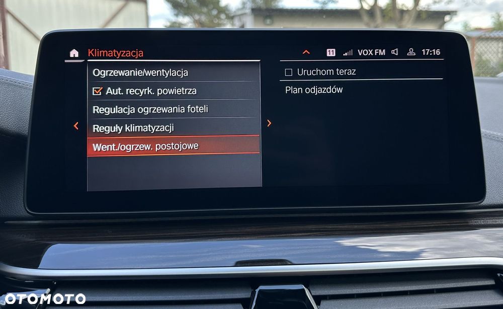 BMW Seria 5 530d xDrive mHEV Luxury Line - 37