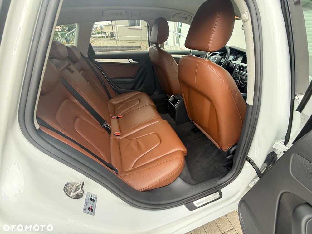 Audi A4 Avant 2.0 TDI DPF Ambiente - 14