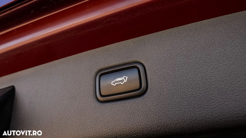 Hyundai Tucson 2.0 CRDI 4WD 6AT Luxury+ - 30