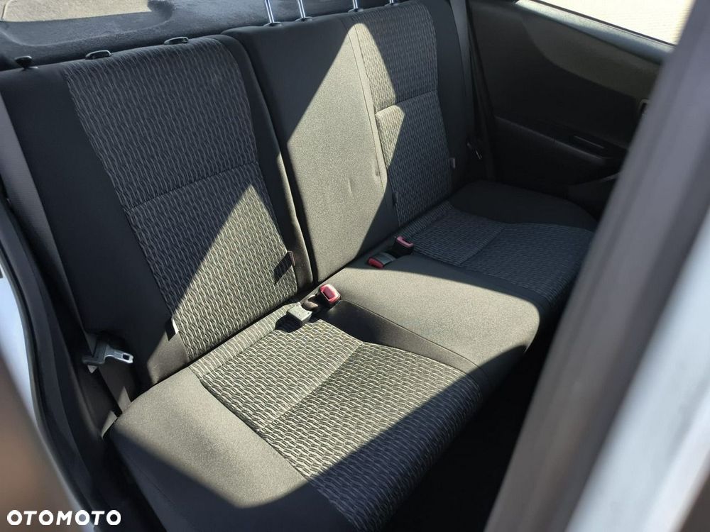 Toyota Yaris - 13