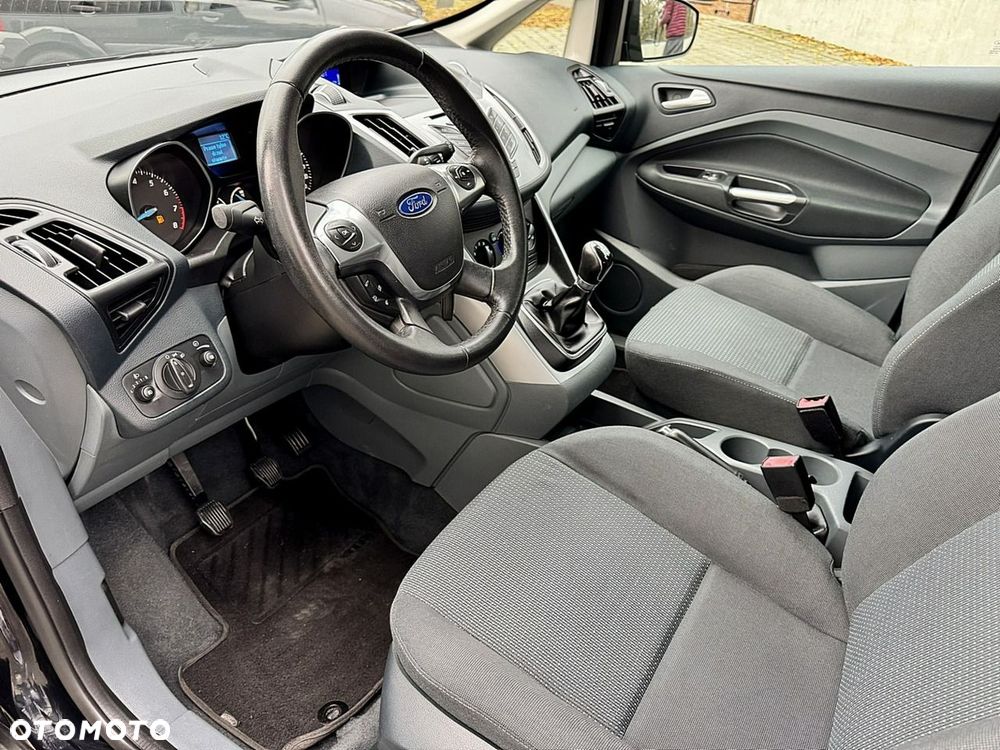 Ford C-MAX - 11
