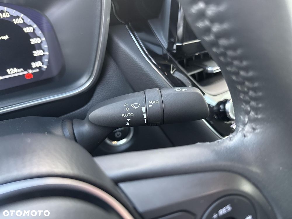 Toyota Corolla 1.8 Hybrid Comfort - 19