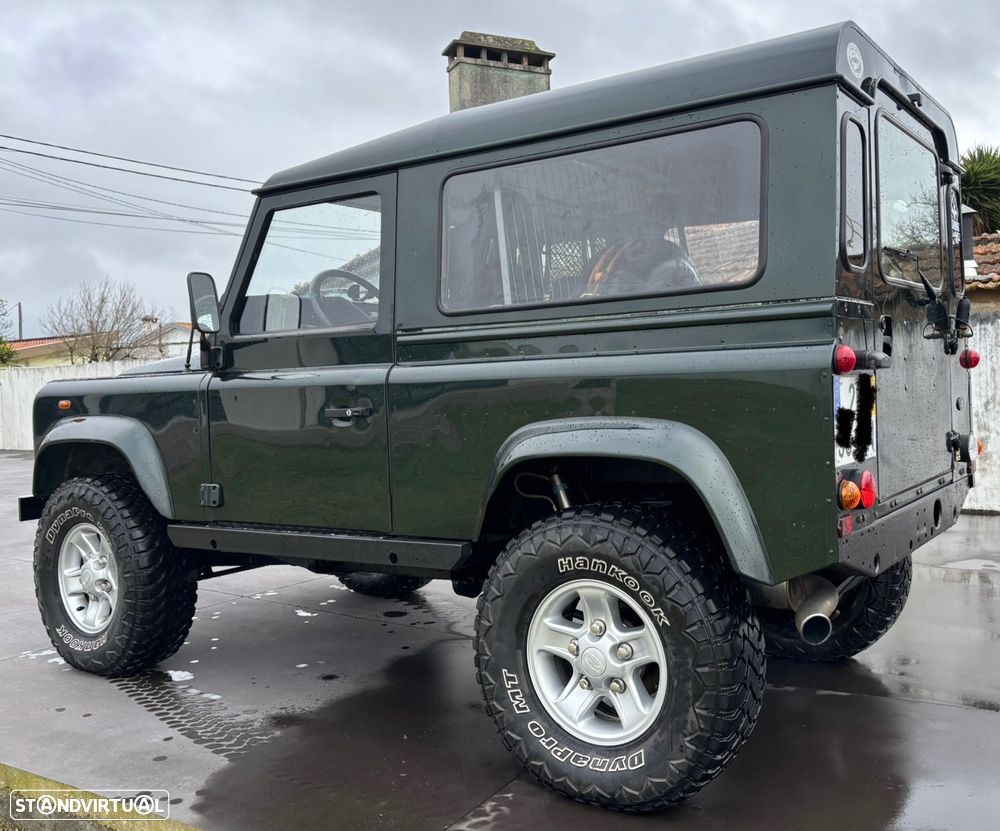 Land Rover Defender 90 2.5 TD5 Metal Top - 10